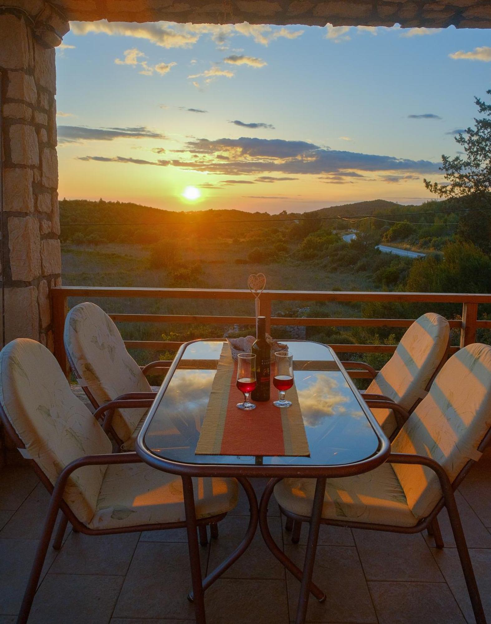 Fterini Apartments Agios Leon Esterno foto
