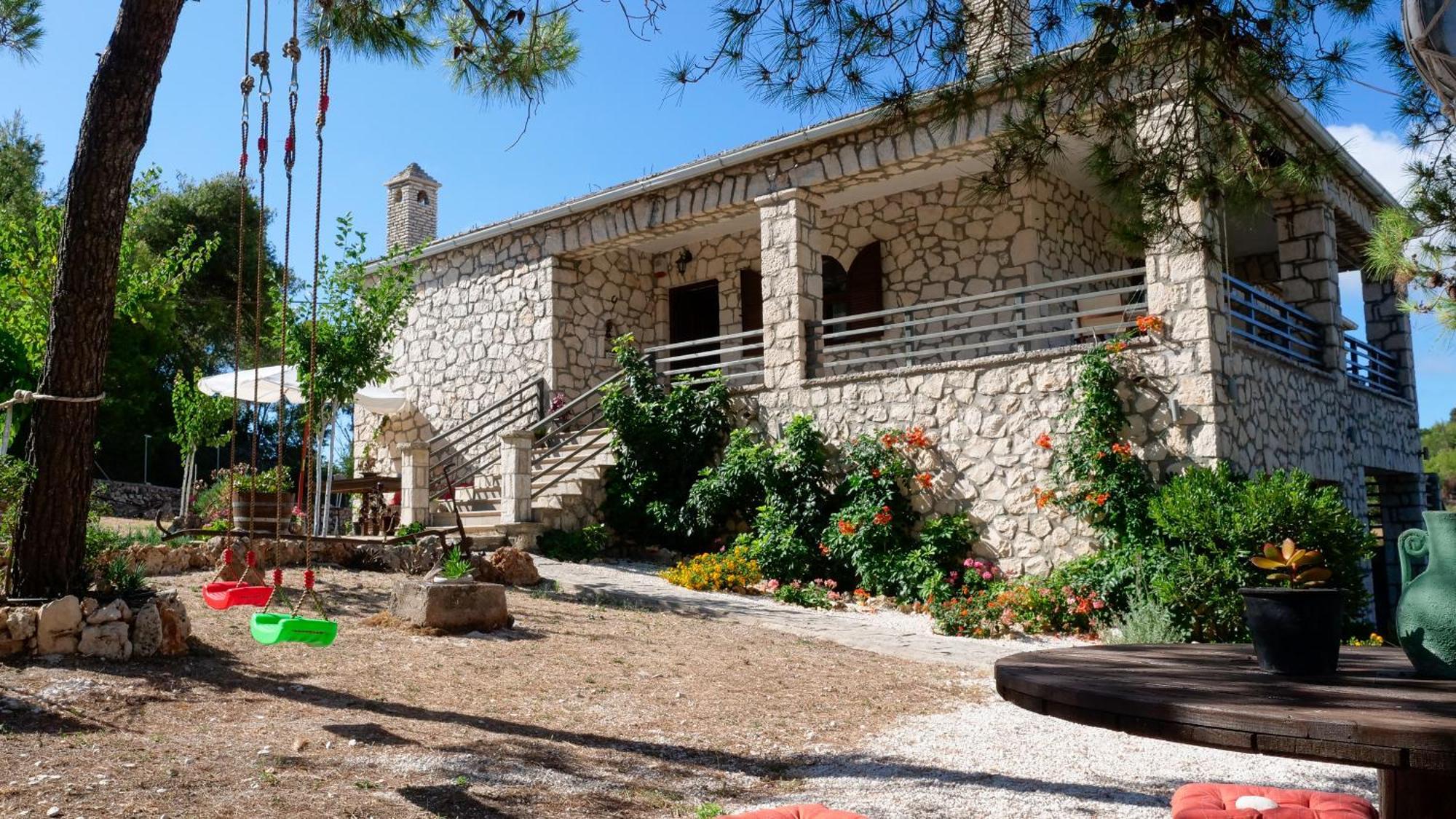 Fterini Apartments Agios Leon Esterno foto