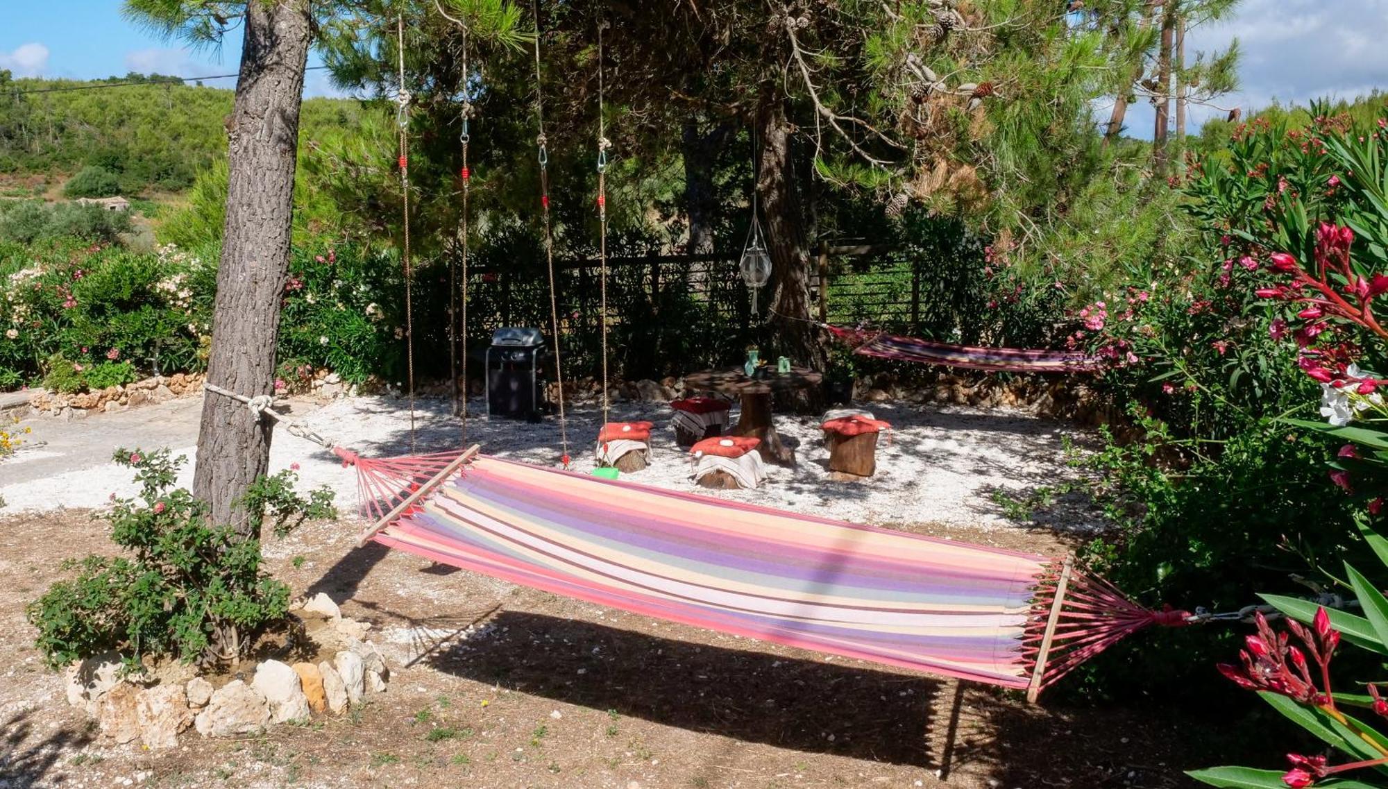 Fterini Apartments Agios Leon Esterno foto